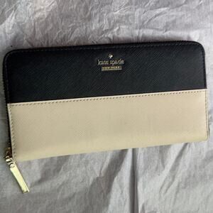 Kate Spade Cameron Street Lacey Color Block Saffiano Leather Wallet Black Cream